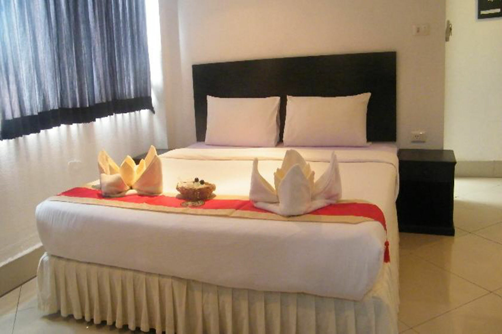 Oyo 835 Koh Chang Luxury Hotel Esterno foto